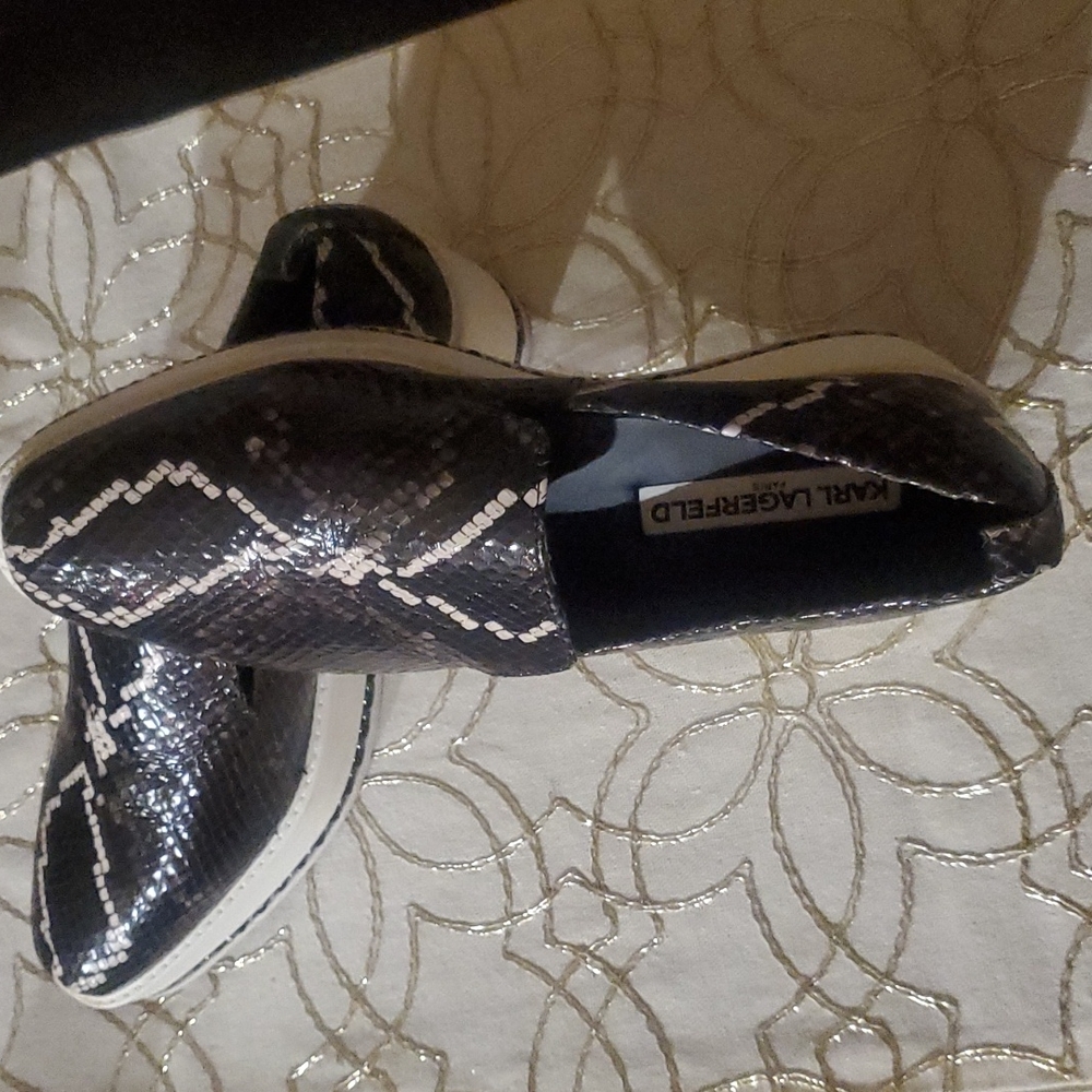 Shoes - Picture 2 of 5